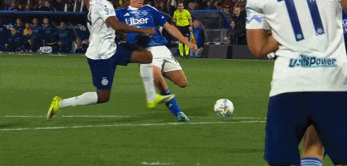 u8.com-帕斯邦尼碰撞裁判判点,达库尼亚主罚命中,科莫3-4国米